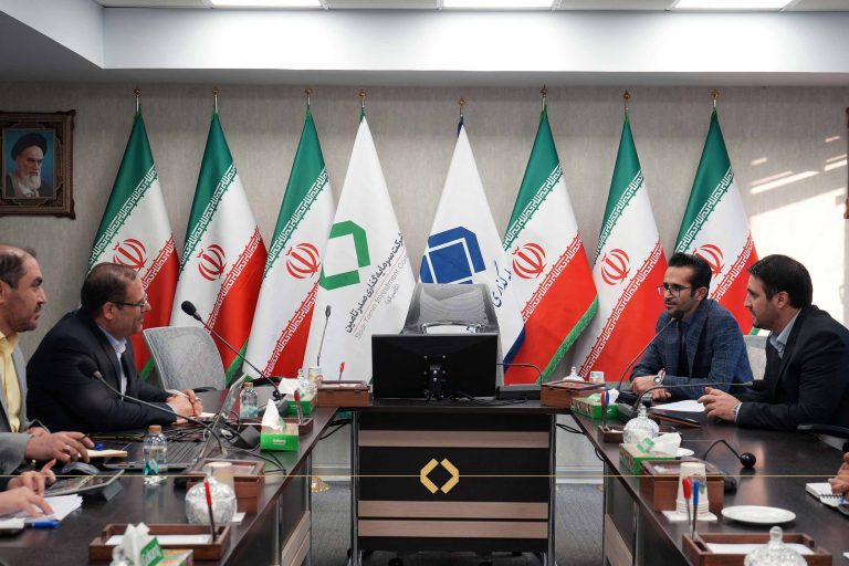 جلسه ارزیابی عملکرد شرکت سرام‌آرا