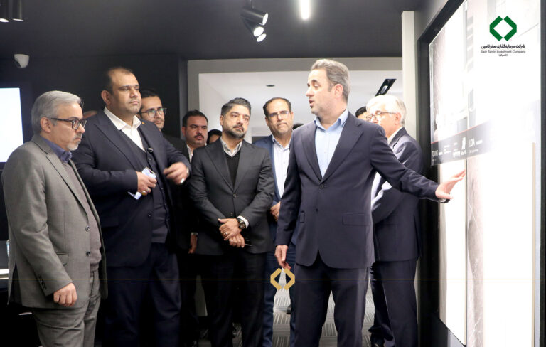 افتتاح شوروم کاشی الوند